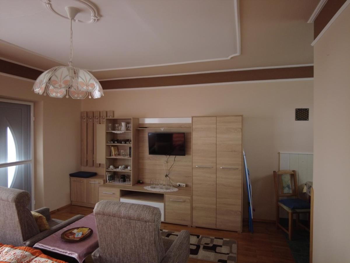 Stop Apartment Bük Kültér fotó