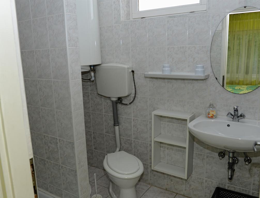 Stop Apartment Bük Szoba fotó